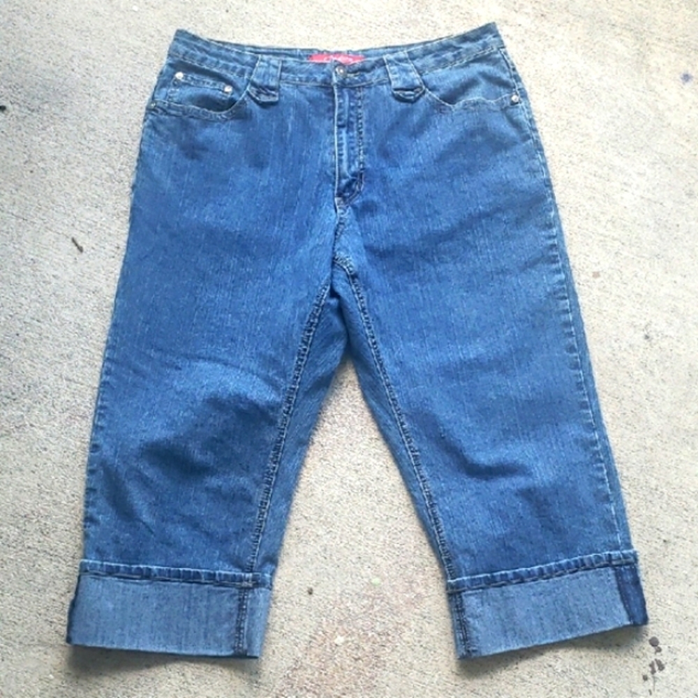 Vintage like new "Cos Jeans" blue denim jeans, capri style